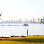 Broadwater Canal Frontage-Runaway Bay-Boat Ramp