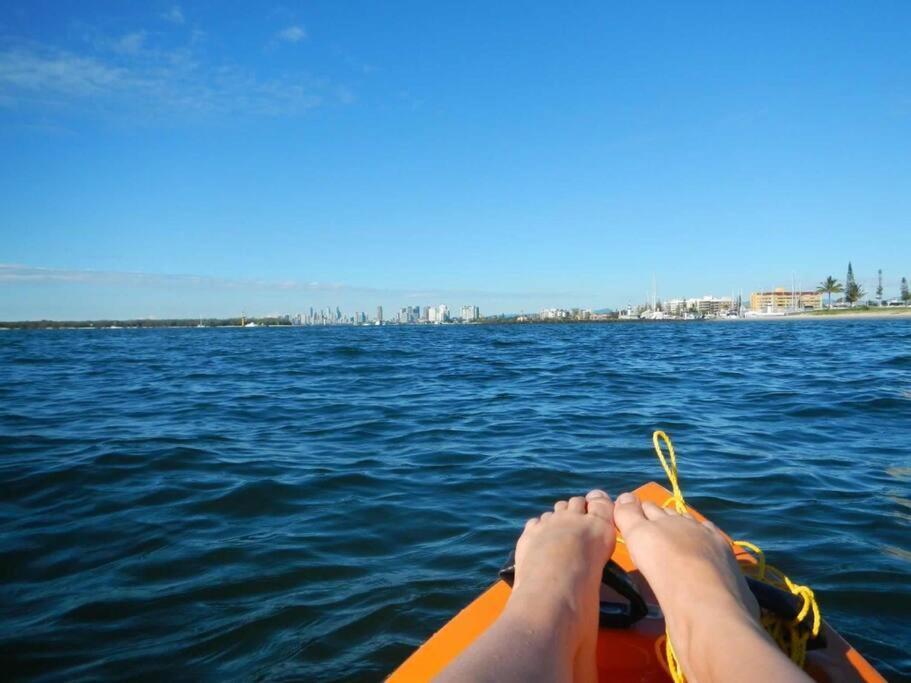 Apartment Broadwater Canal Frontage-runaway Bay-boat Ramp Gold Coast